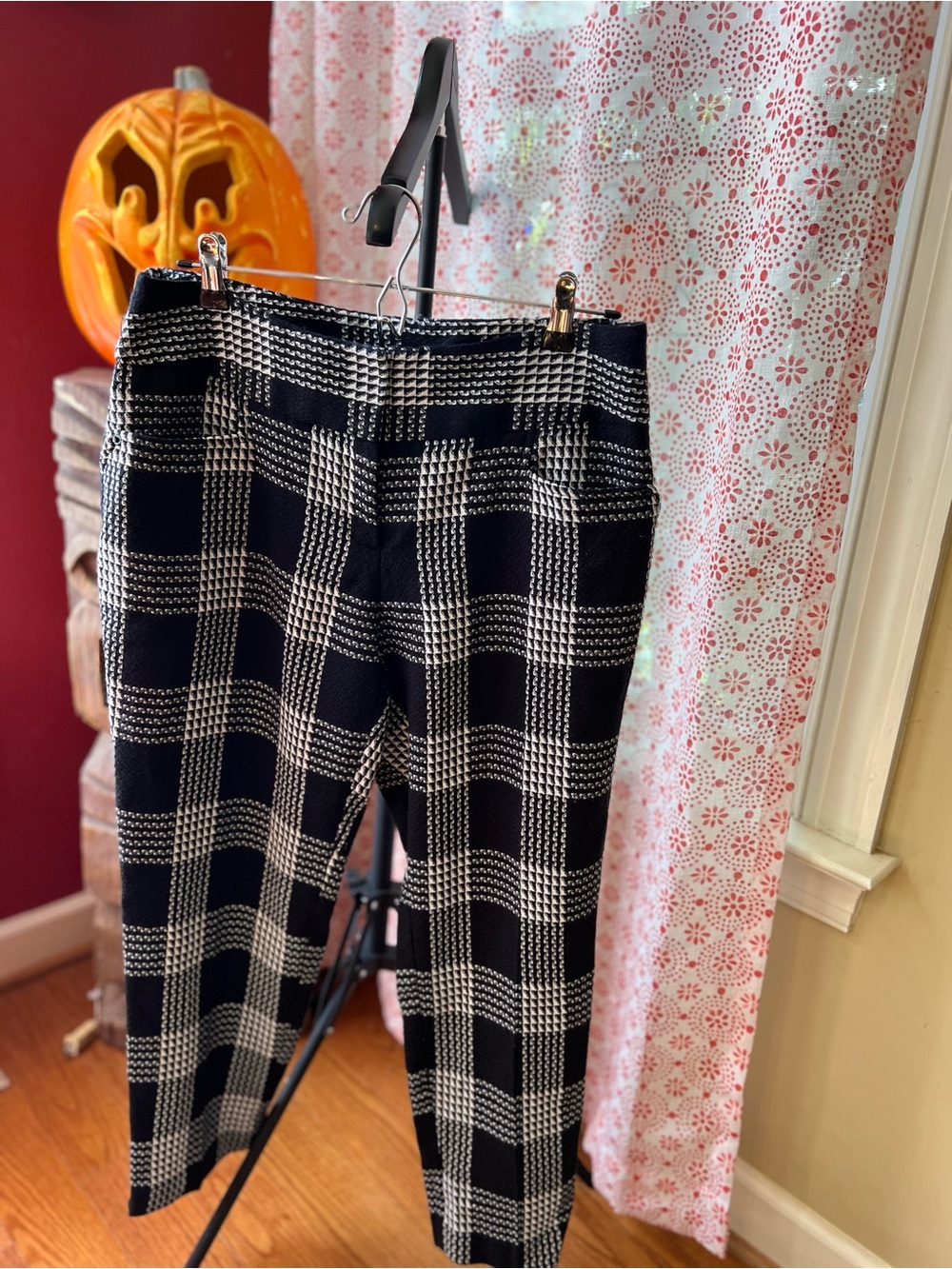 Vintage Worthington Plaid Cropped Women's Trousers - Black & White